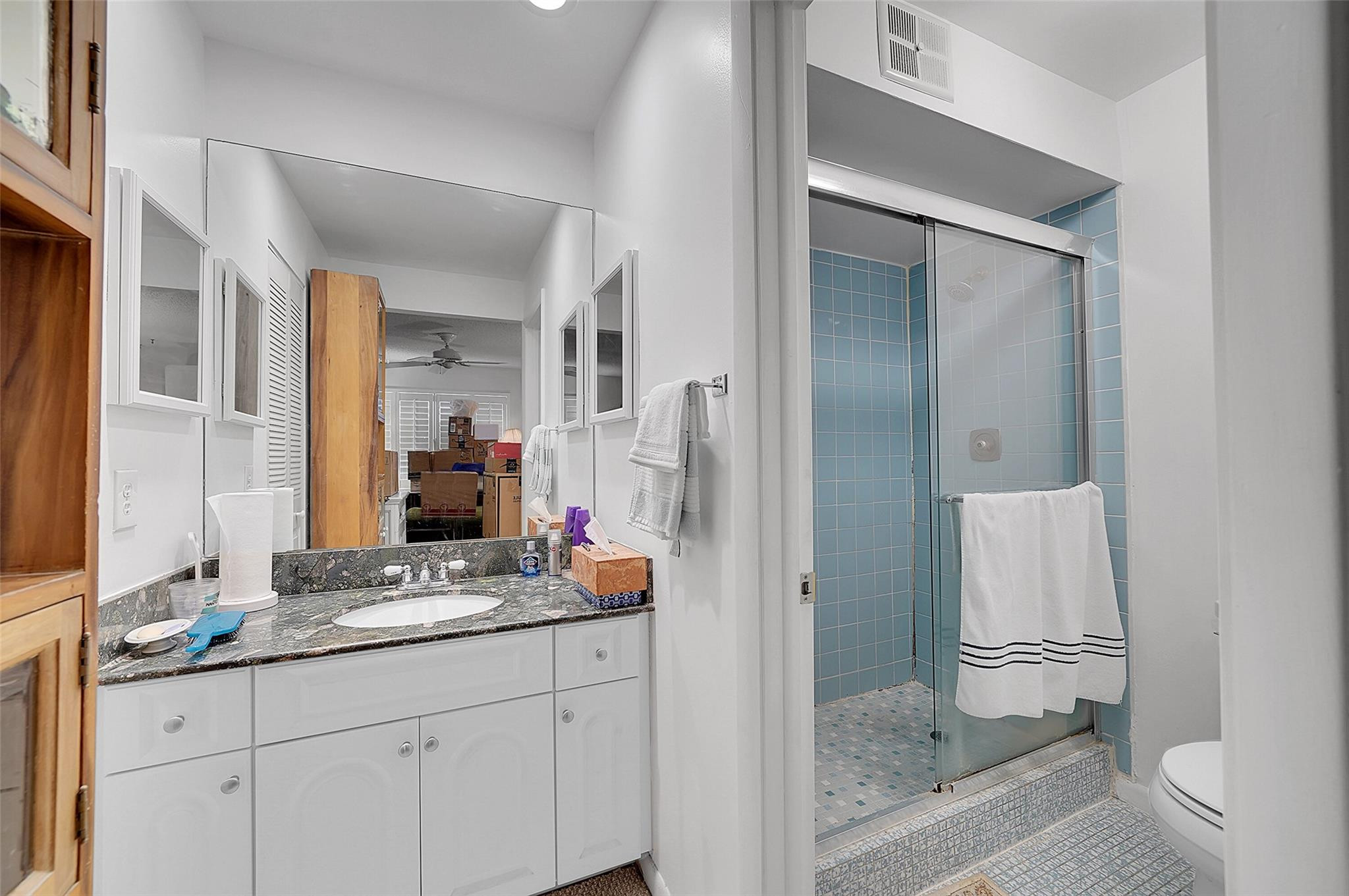 SUNRISE LAKES PHASE III - Residential