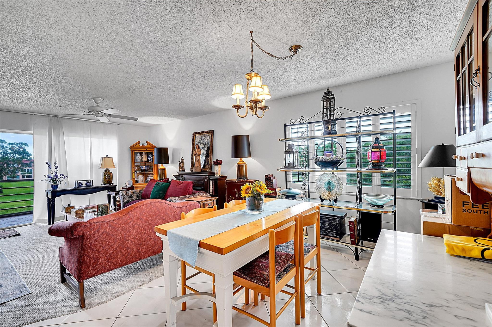 SUNRISE LAKES PHASE III - Residential