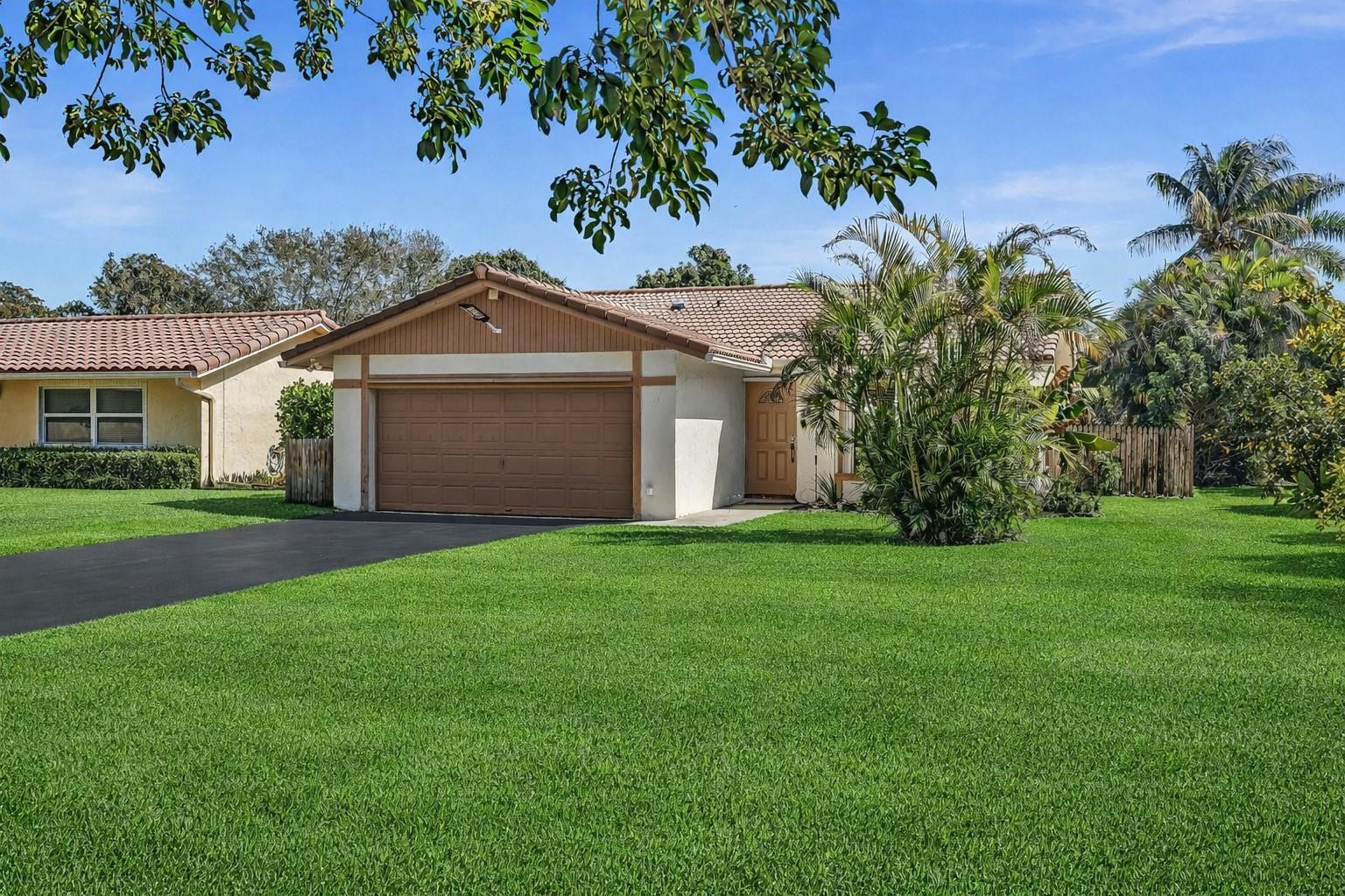 Ramblewood South 78-19 B - Residential