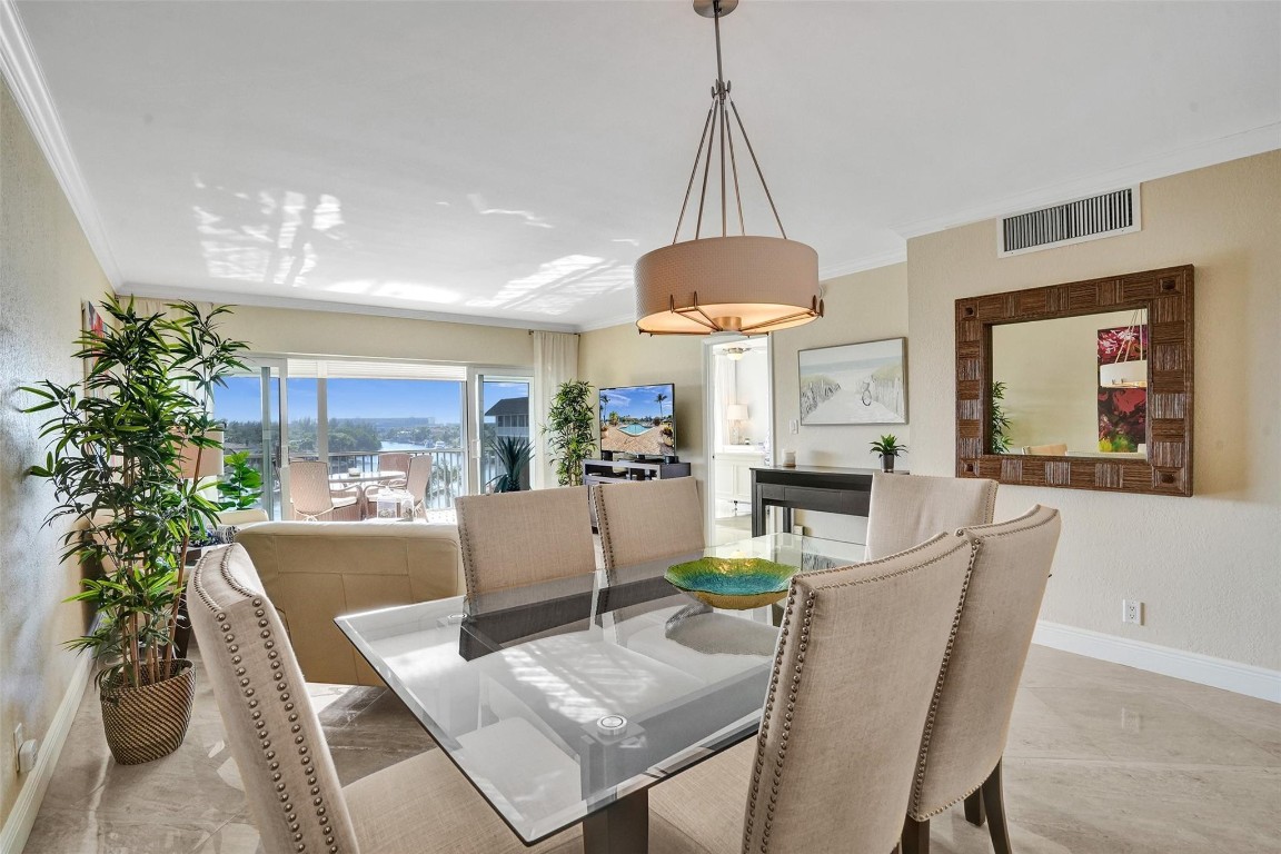 400 N Federal Highway 615