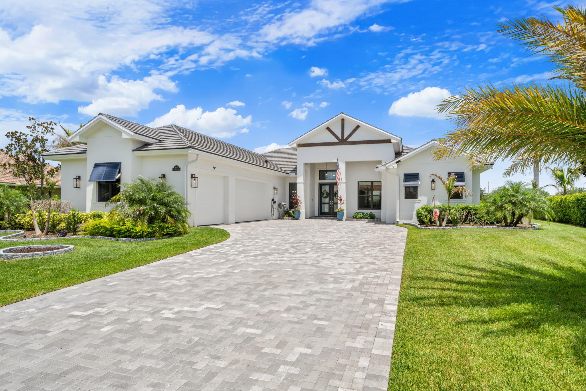 Photo 1 of 31 — 450 Stoney Brook Farm Court, Vero Beach, FL 32968