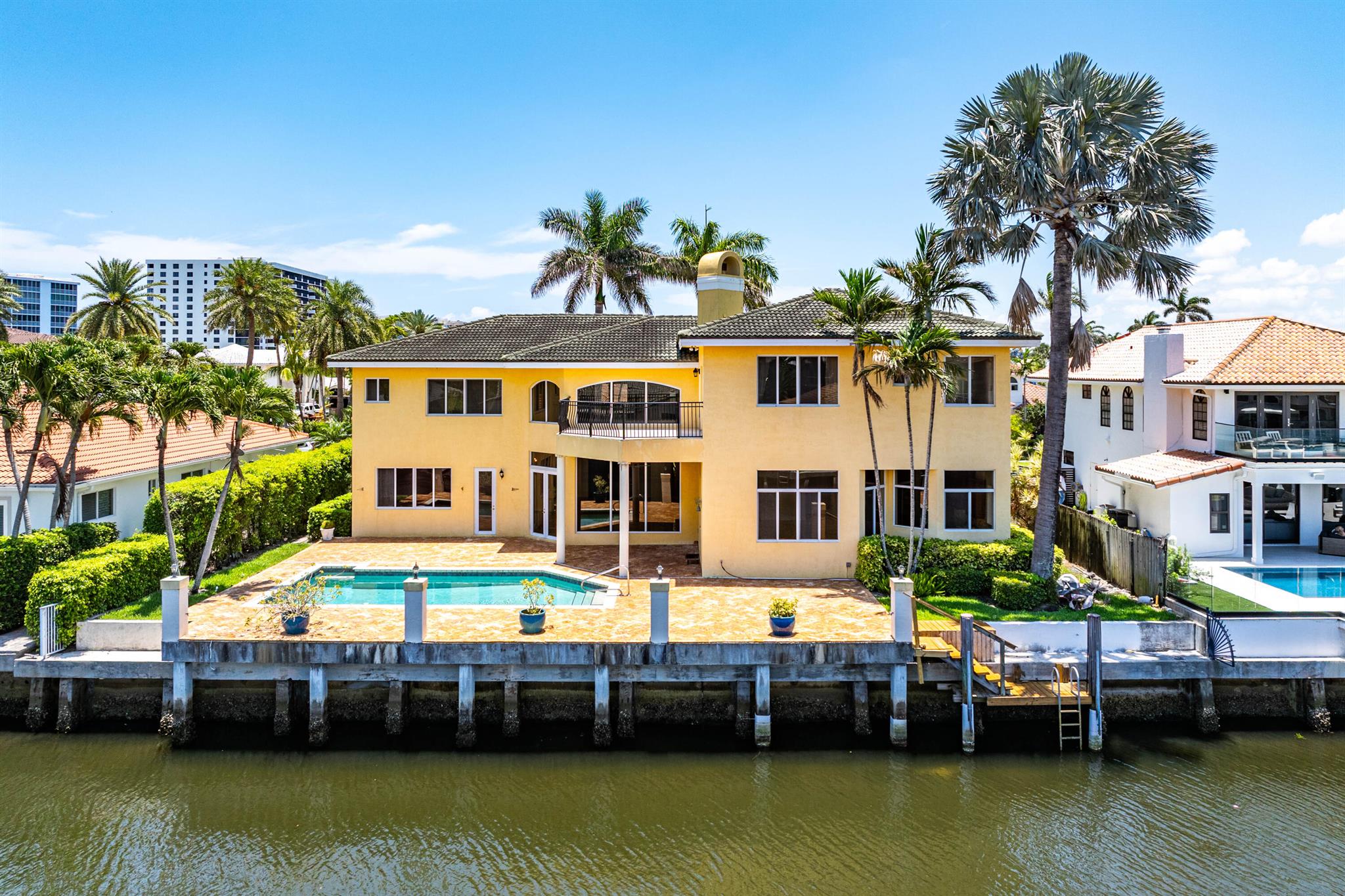 BOCA BAY COLONY - Residential