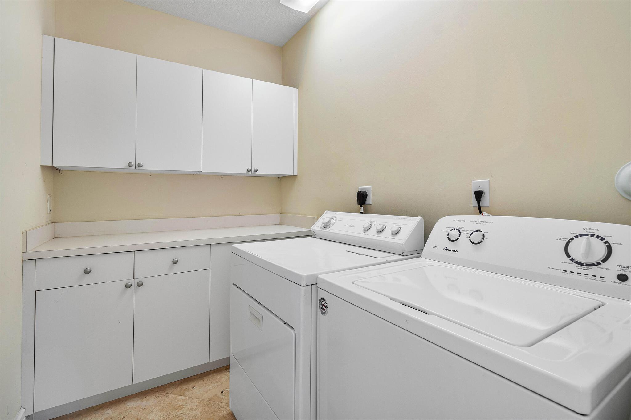 BOCA BAY COLONY - Residential