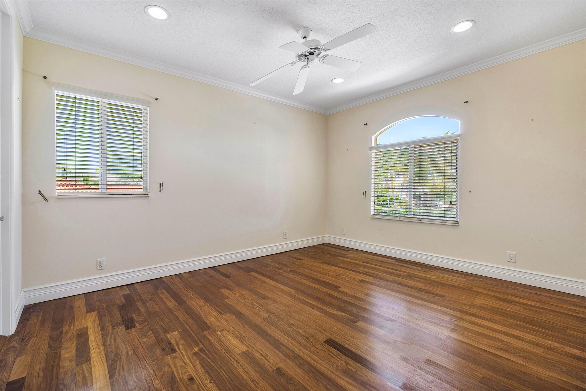 BOCA BAY COLONY - Residential