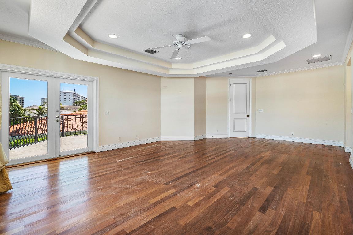 BOCA BAY COLONY - Residential