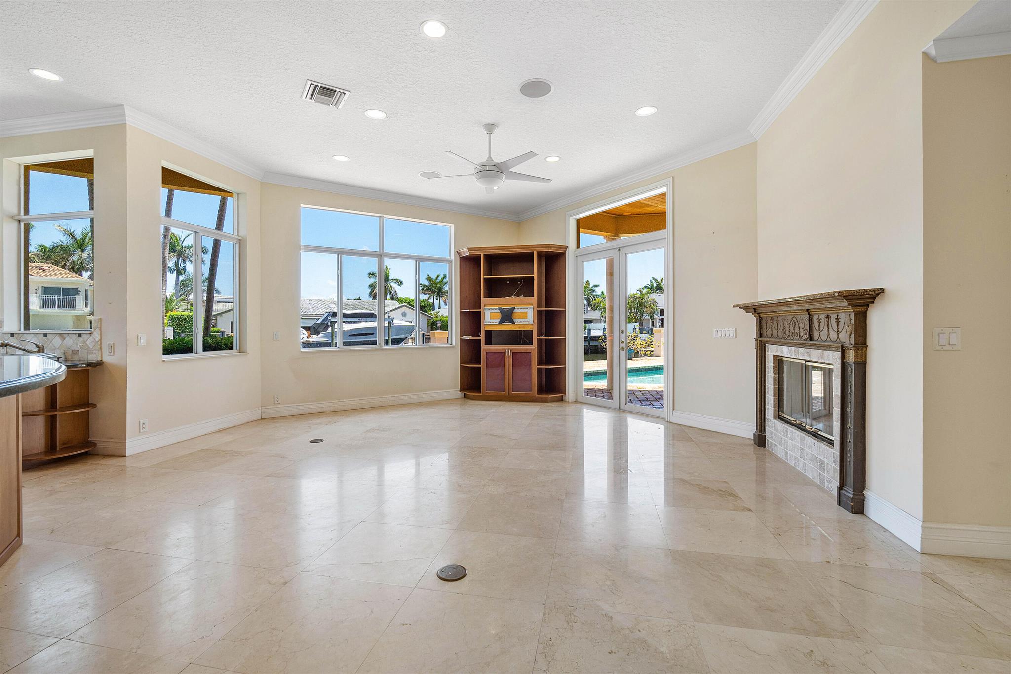 BOCA BAY COLONY - Residential