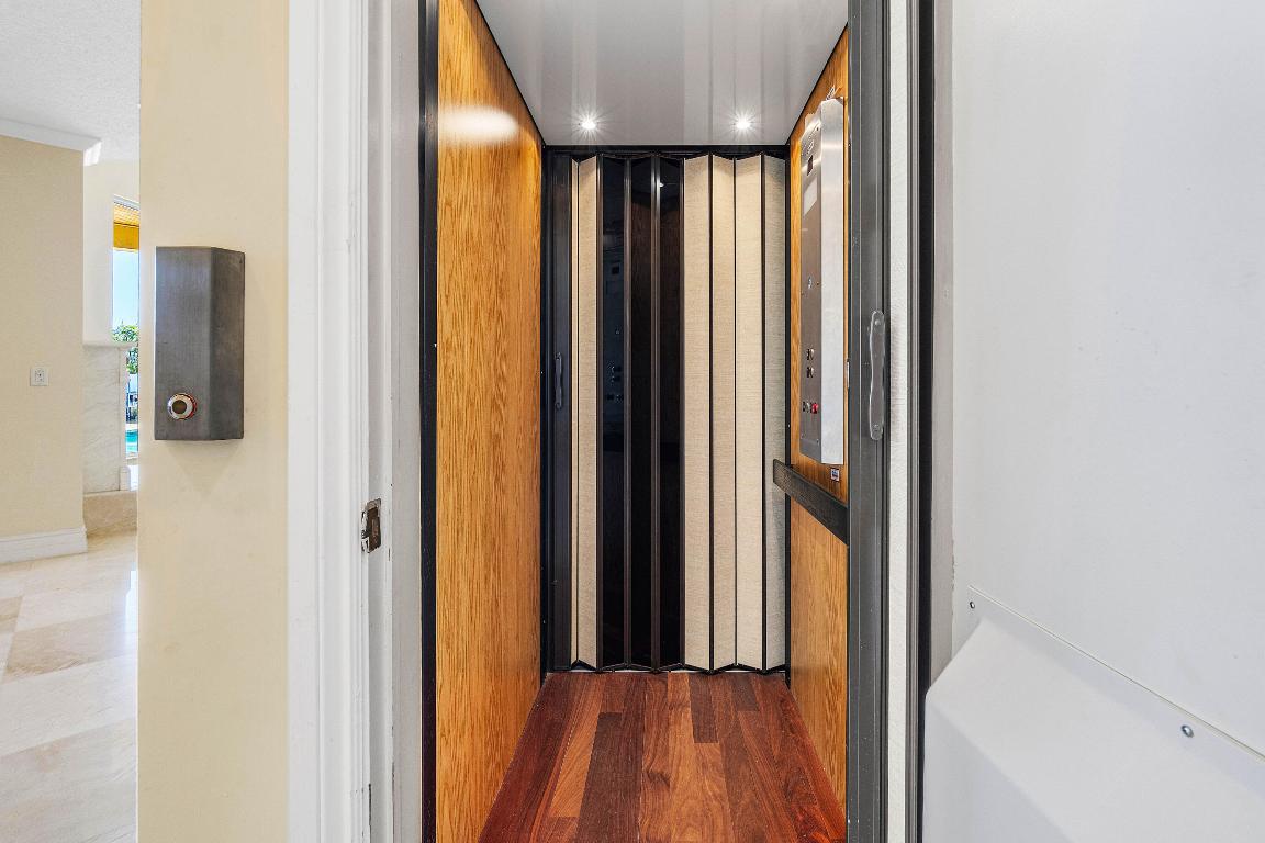 BOCA BAY COLONY - Residential