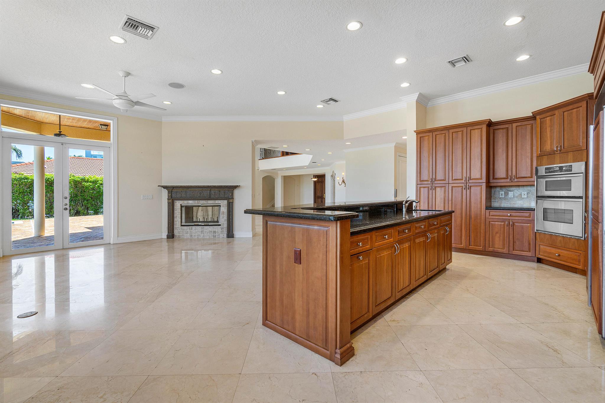 BOCA BAY COLONY - Residential