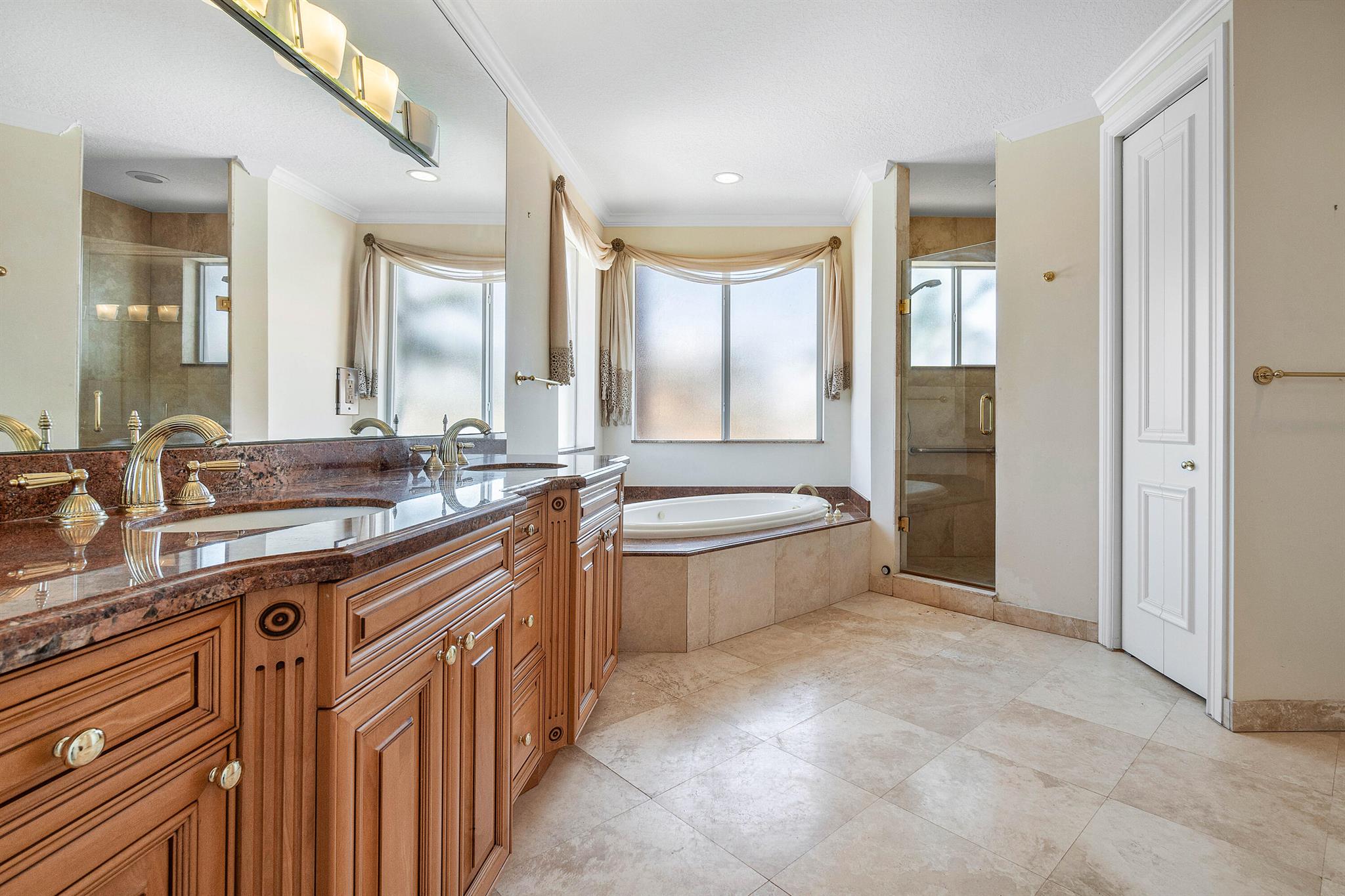 BOCA BAY COLONY - Residential