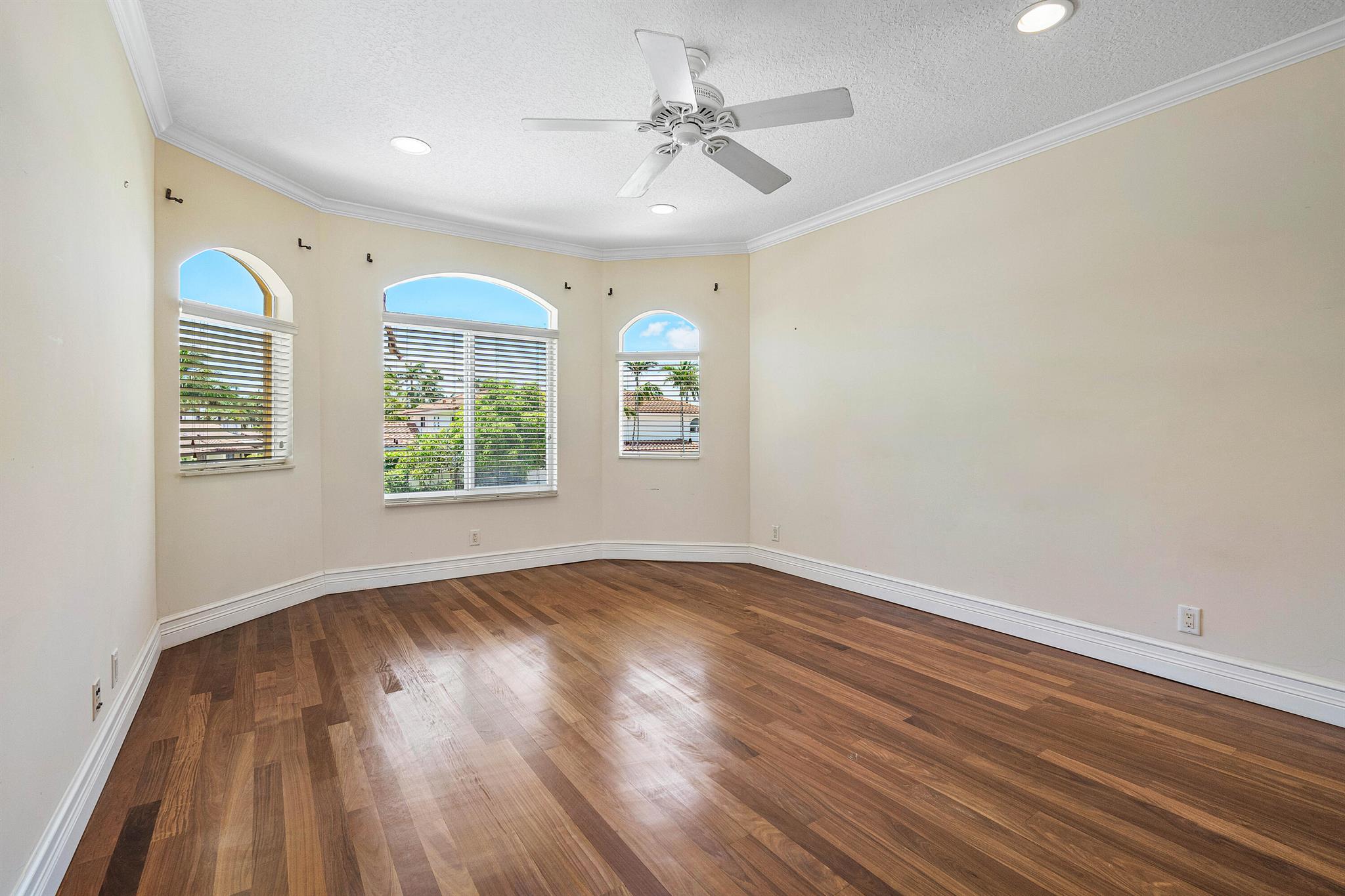 BOCA BAY COLONY - Residential