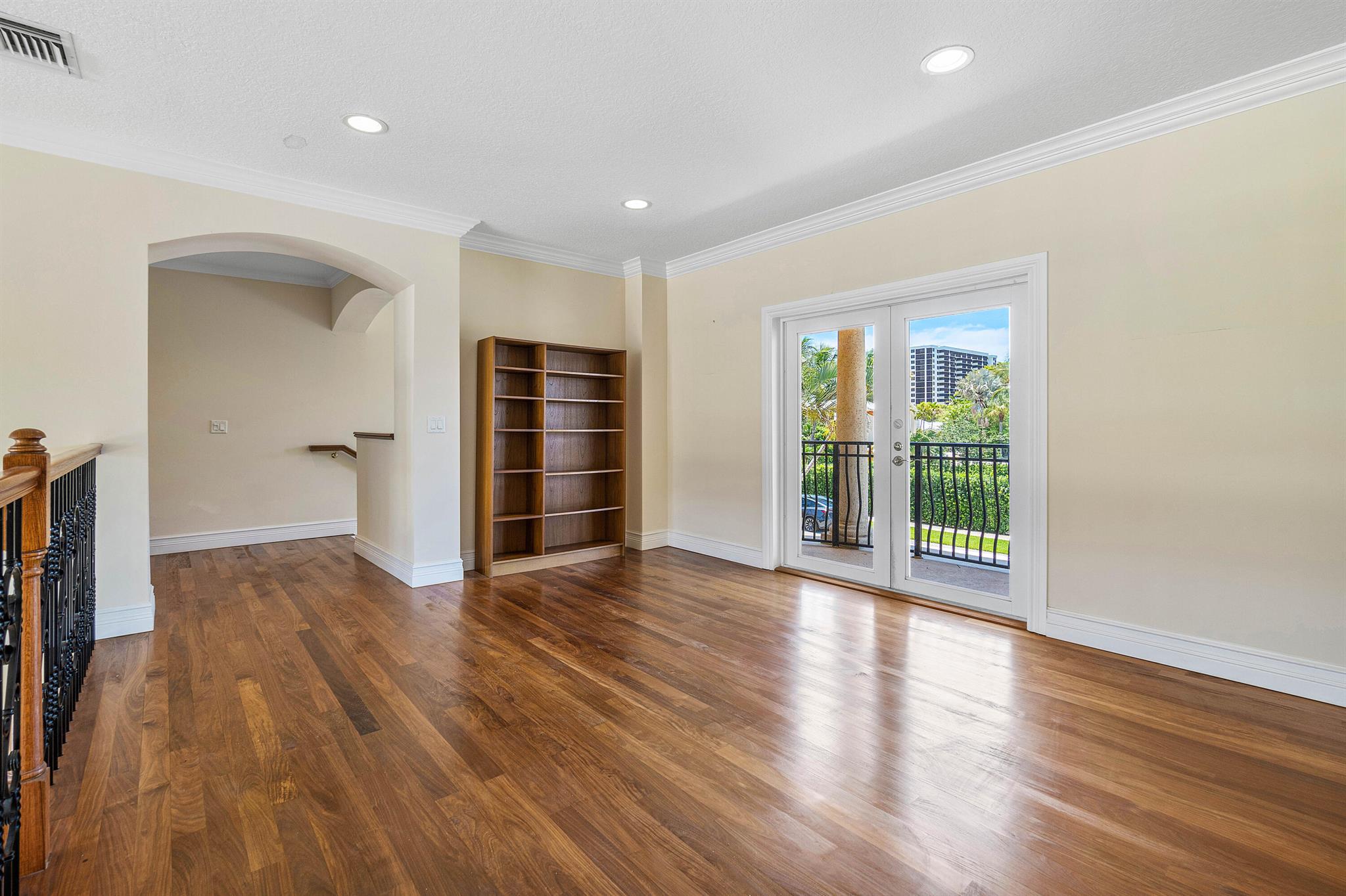 BOCA BAY COLONY - Residential