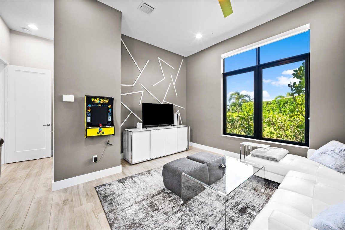 MiraLago - CC Homes - Residential