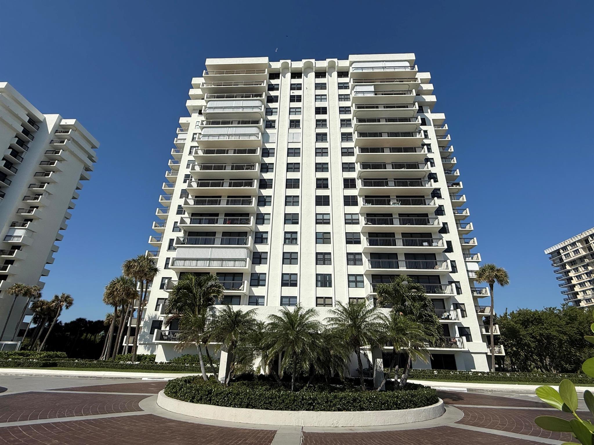 2003 N Ocean Boulevard 305n