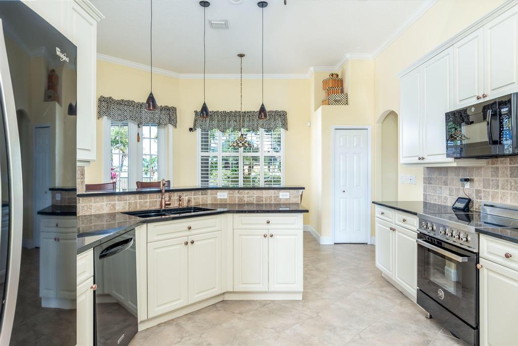 LEGEND LAKES PHASE II PD - Residential