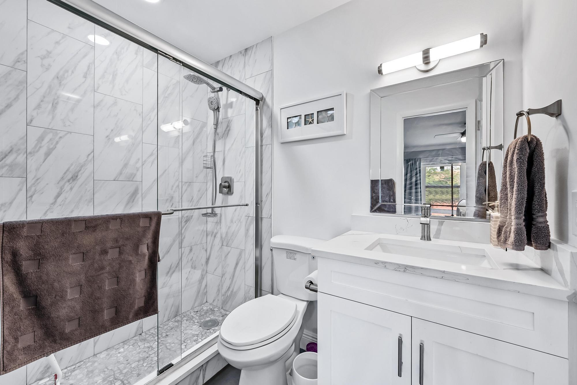 VISTA PINES CONDO - Residential Lease