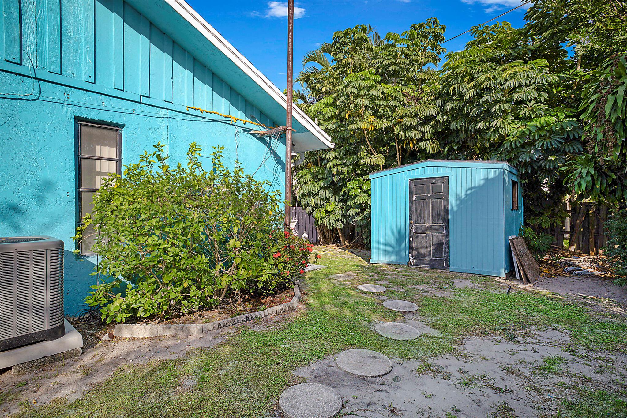 TROPIC ISLE 3RD SEC - Residential