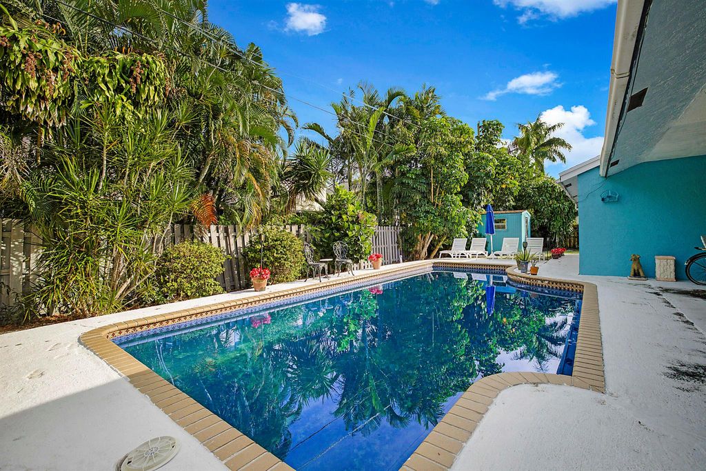 Photo of 3005 Florida Boulevard, Delray Beach, FL 33483 (MLS # R11148039)