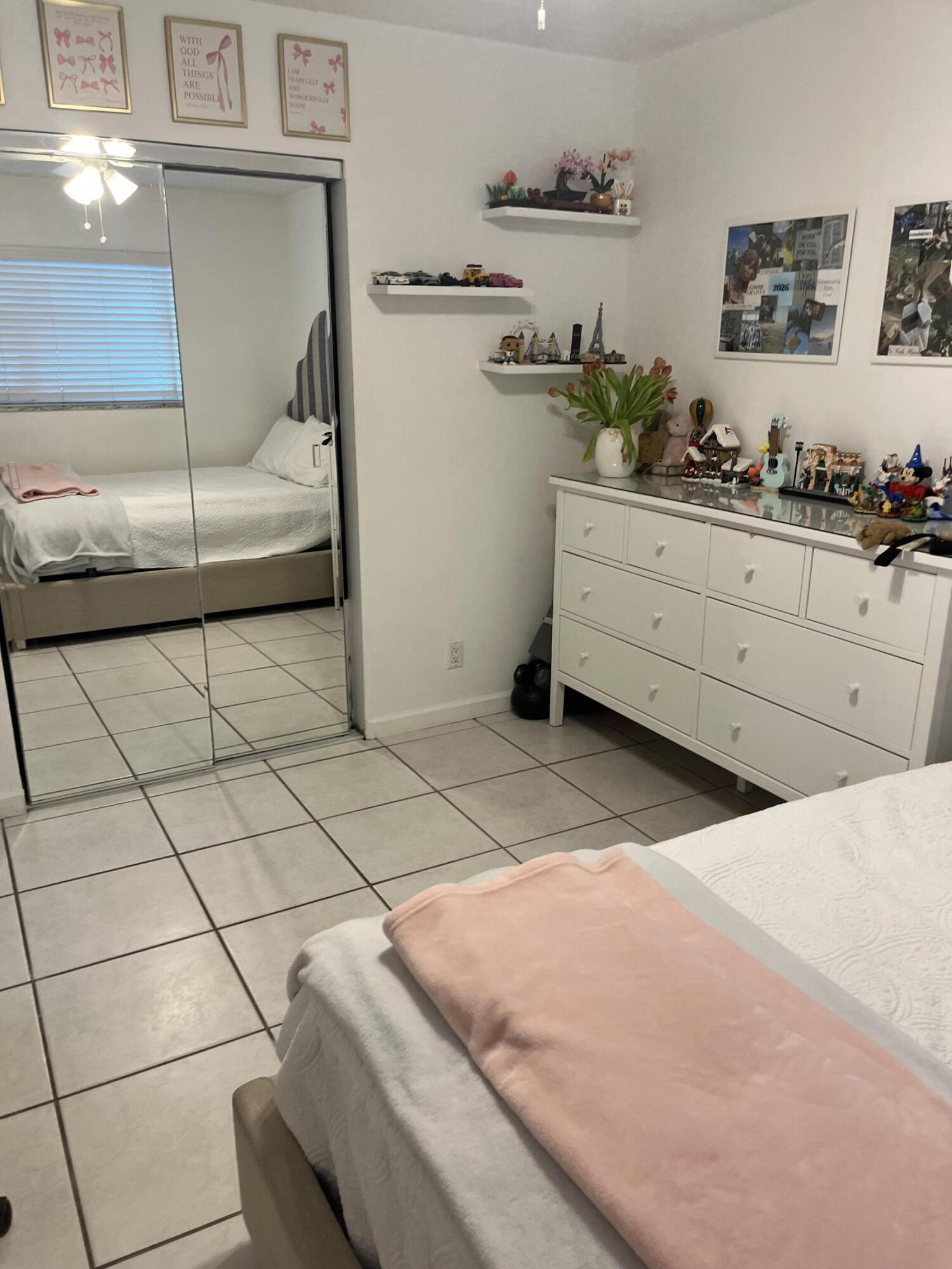 KNOLLWOOD CLUB CONDO - Residential Lease