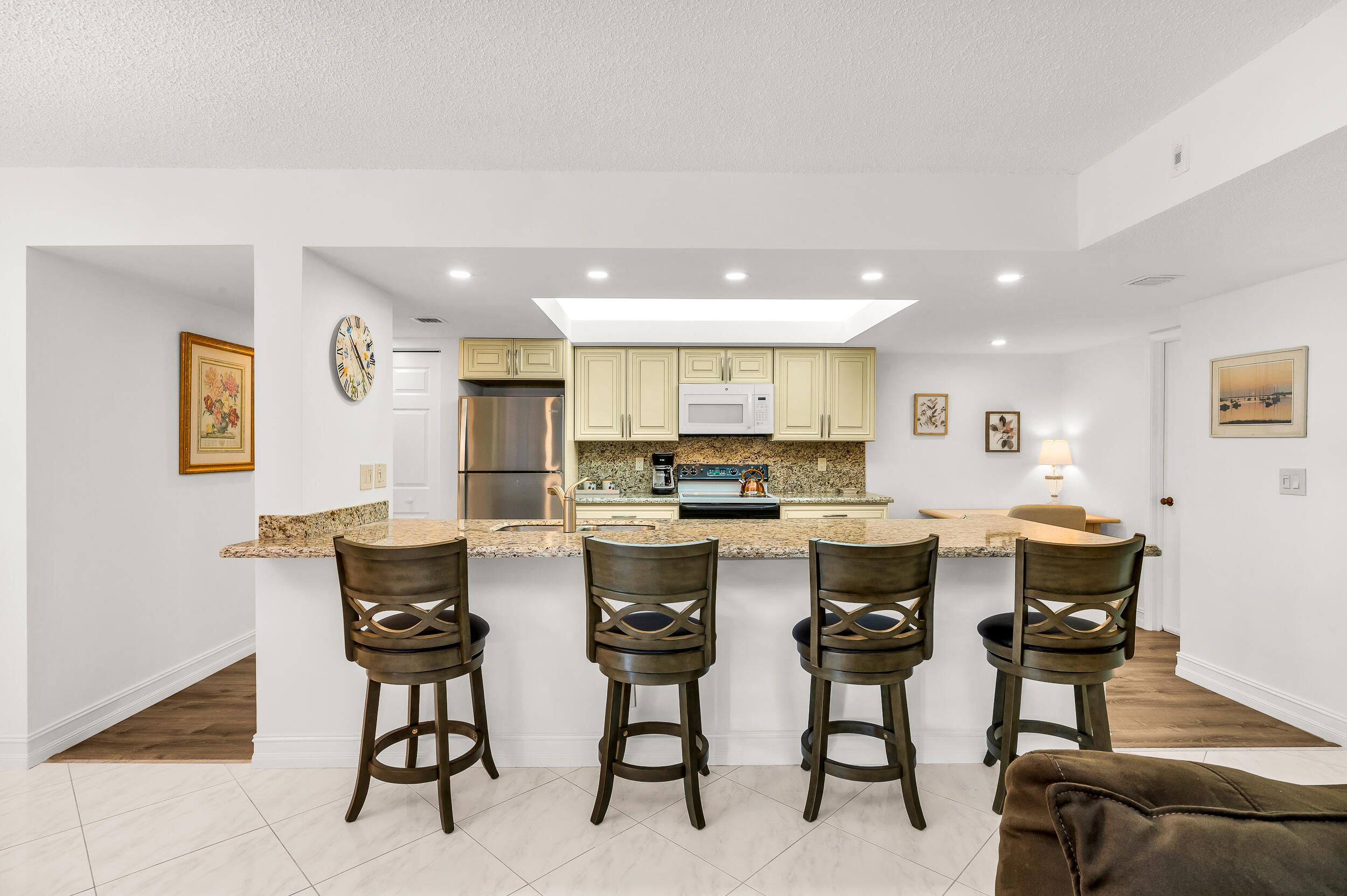 LAVERS DELRAY RACQUET CLUB CONDO - Residential Lease