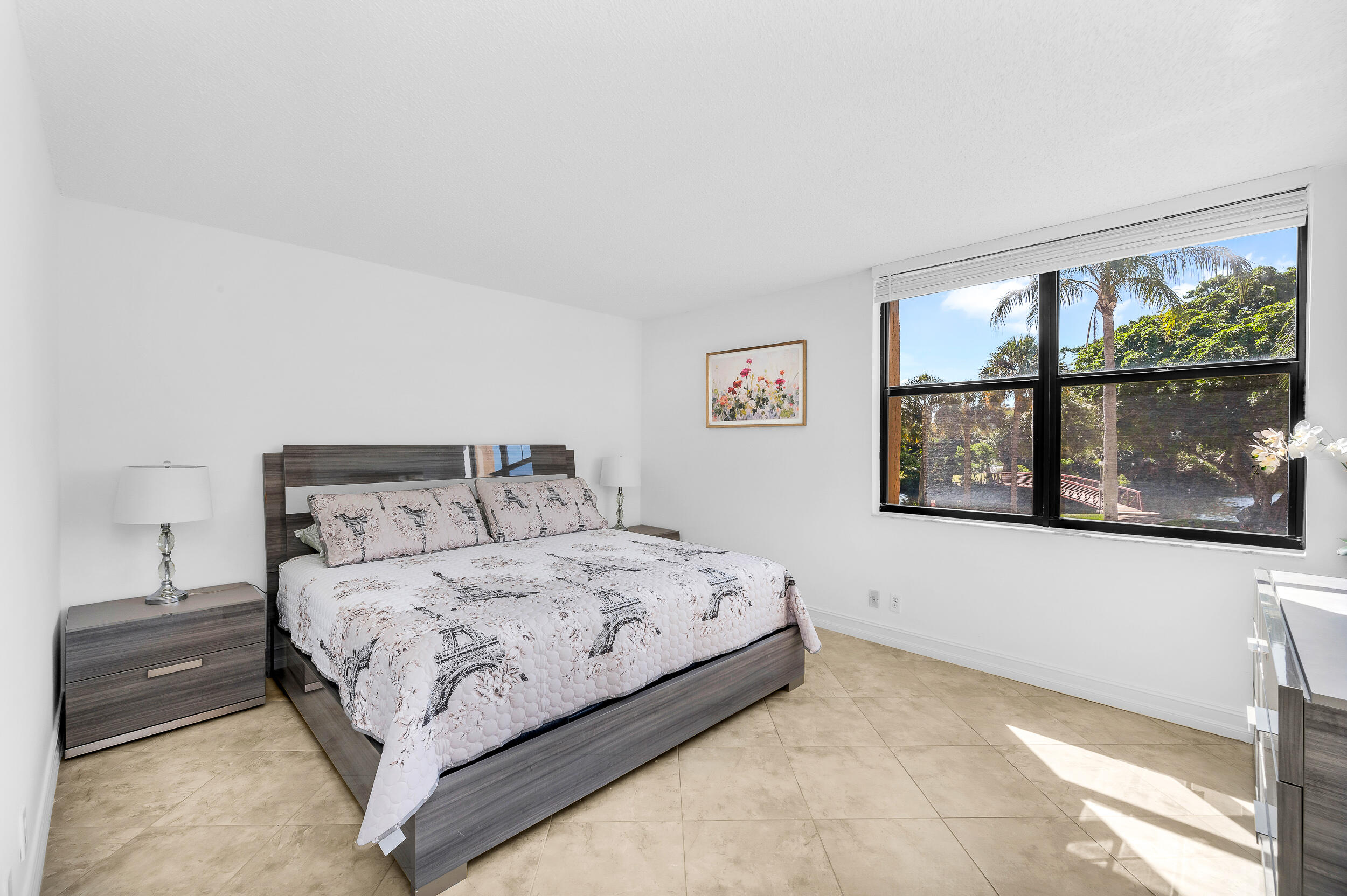 LAVERS DELRAY RACQUET CLUB CONDO - Residential Lease