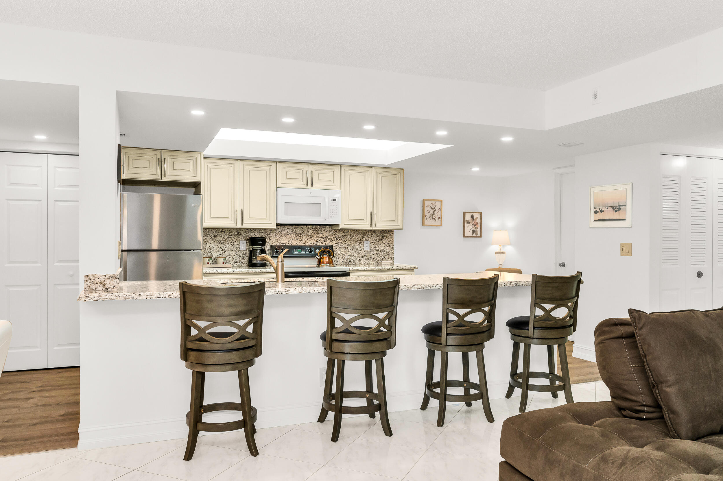 LAVERS DELRAY RACQUET CLUB CONDO - Residential Lease