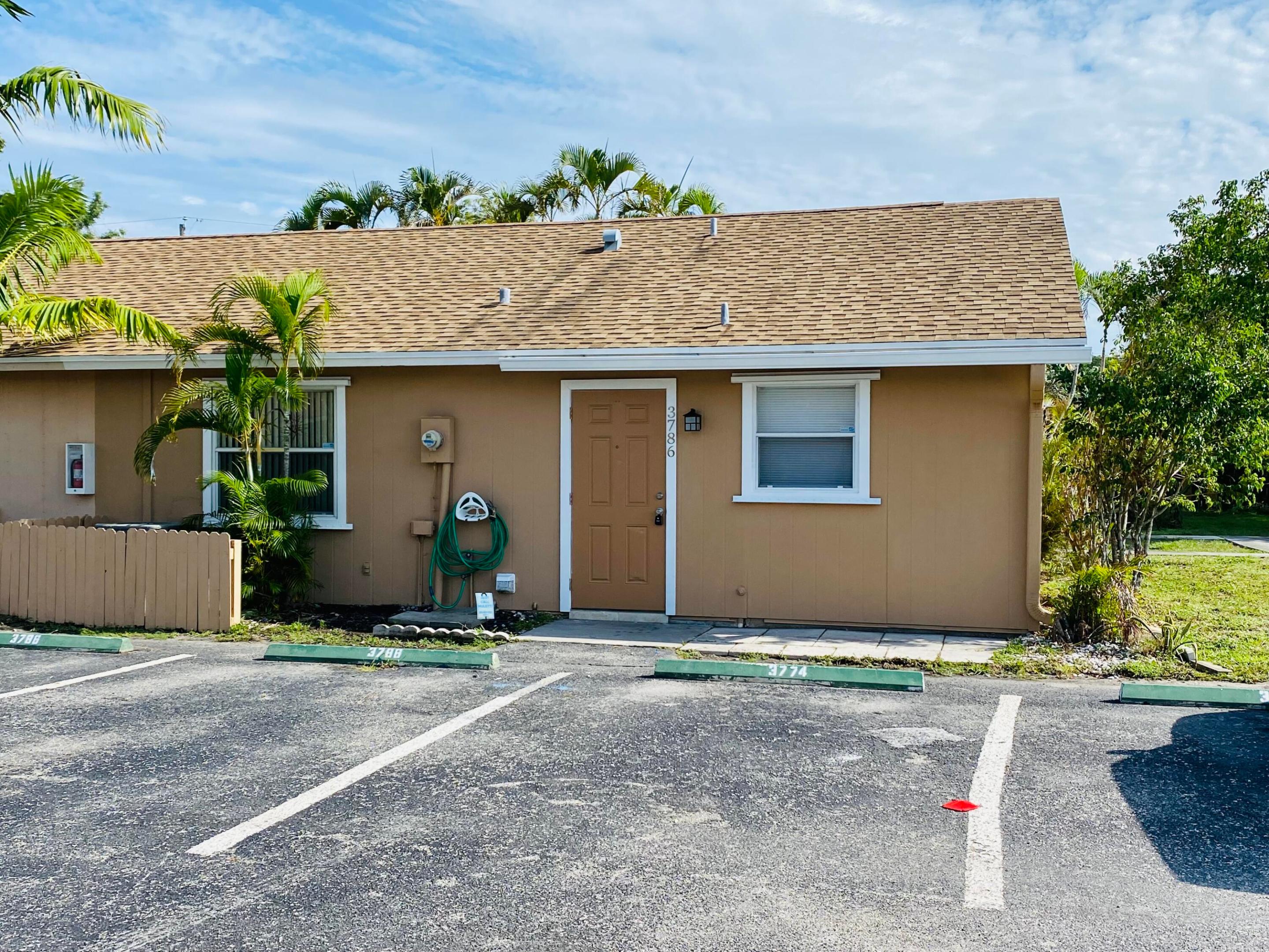 ACACIA GARDENS - Residential