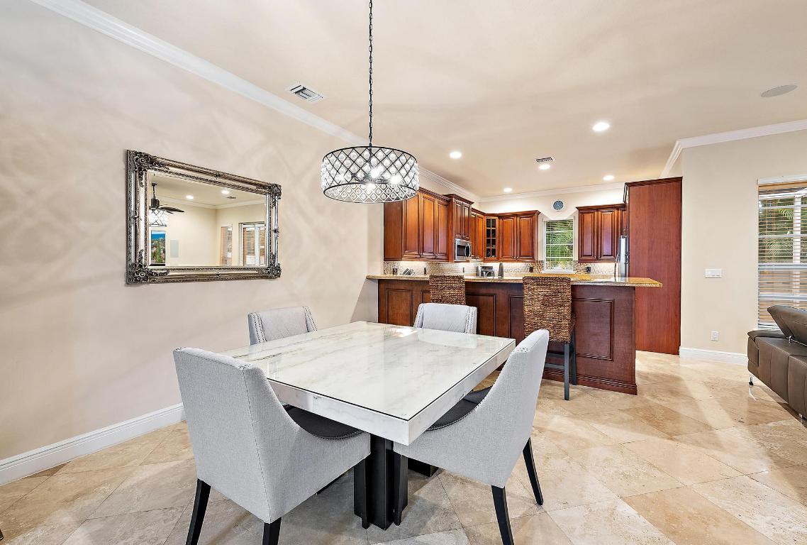 ROYAL POINCIANA - Residential