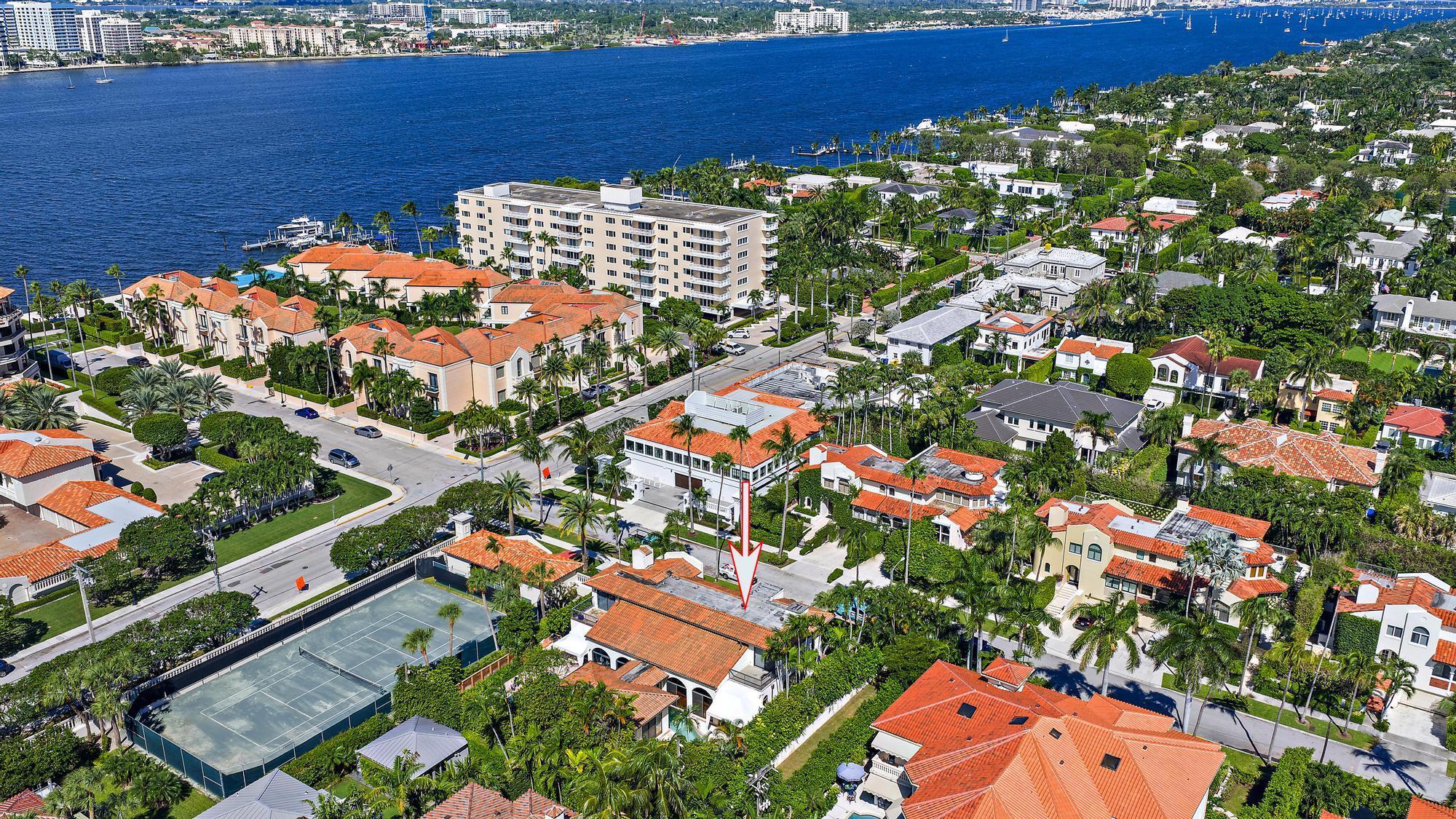 OCEAN PARK H W ROBBINS - Residential
