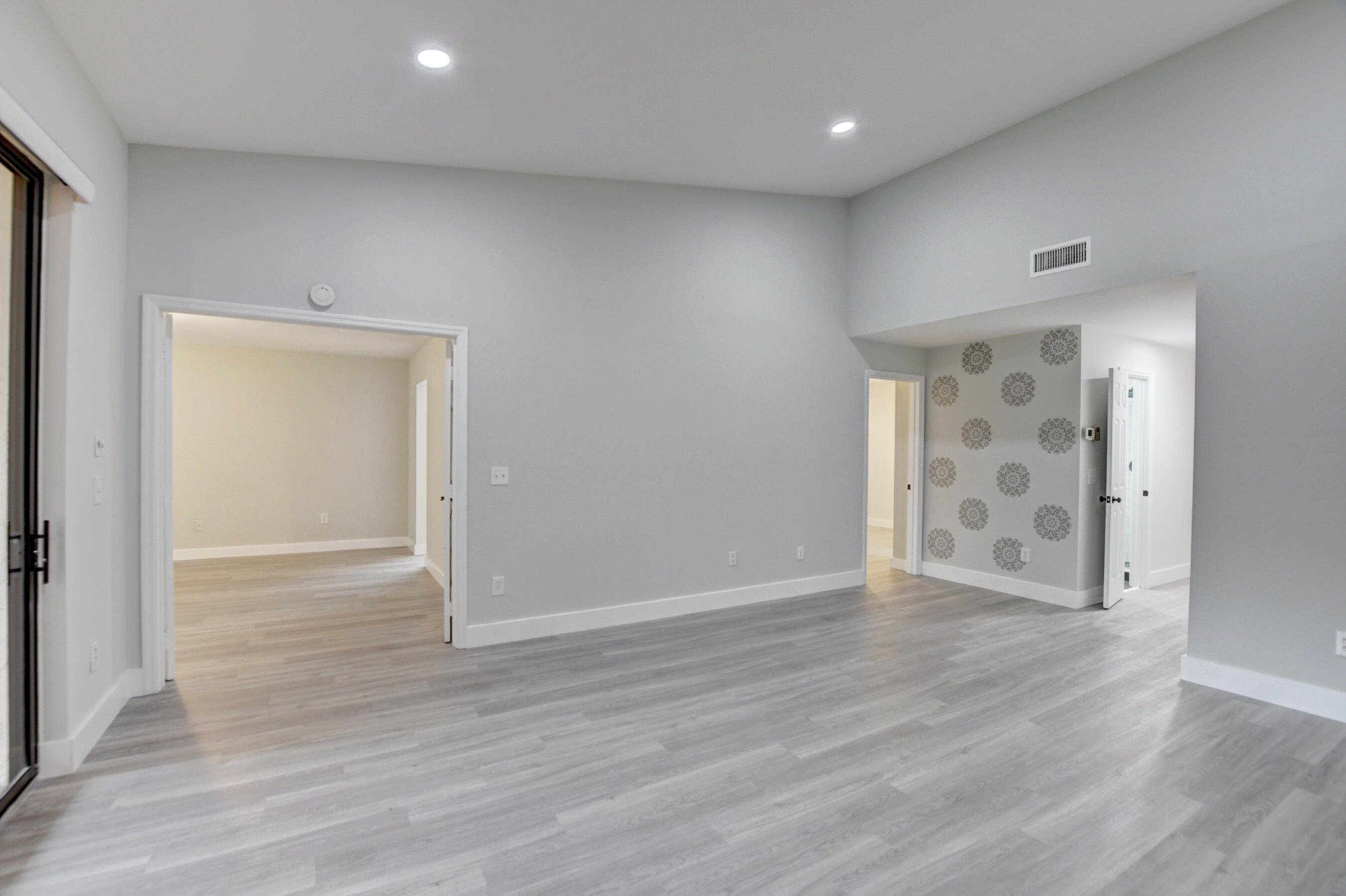 BOCA RIDGE CONDO - Residential Lease