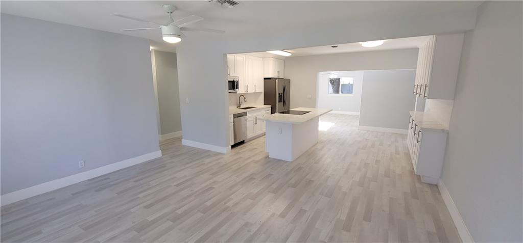 Flamingo Park Sec D 41-29 - Residential