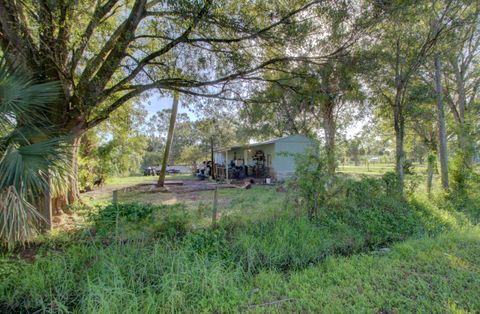 A home in Okeechobee