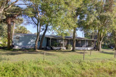 A home in Okeechobee