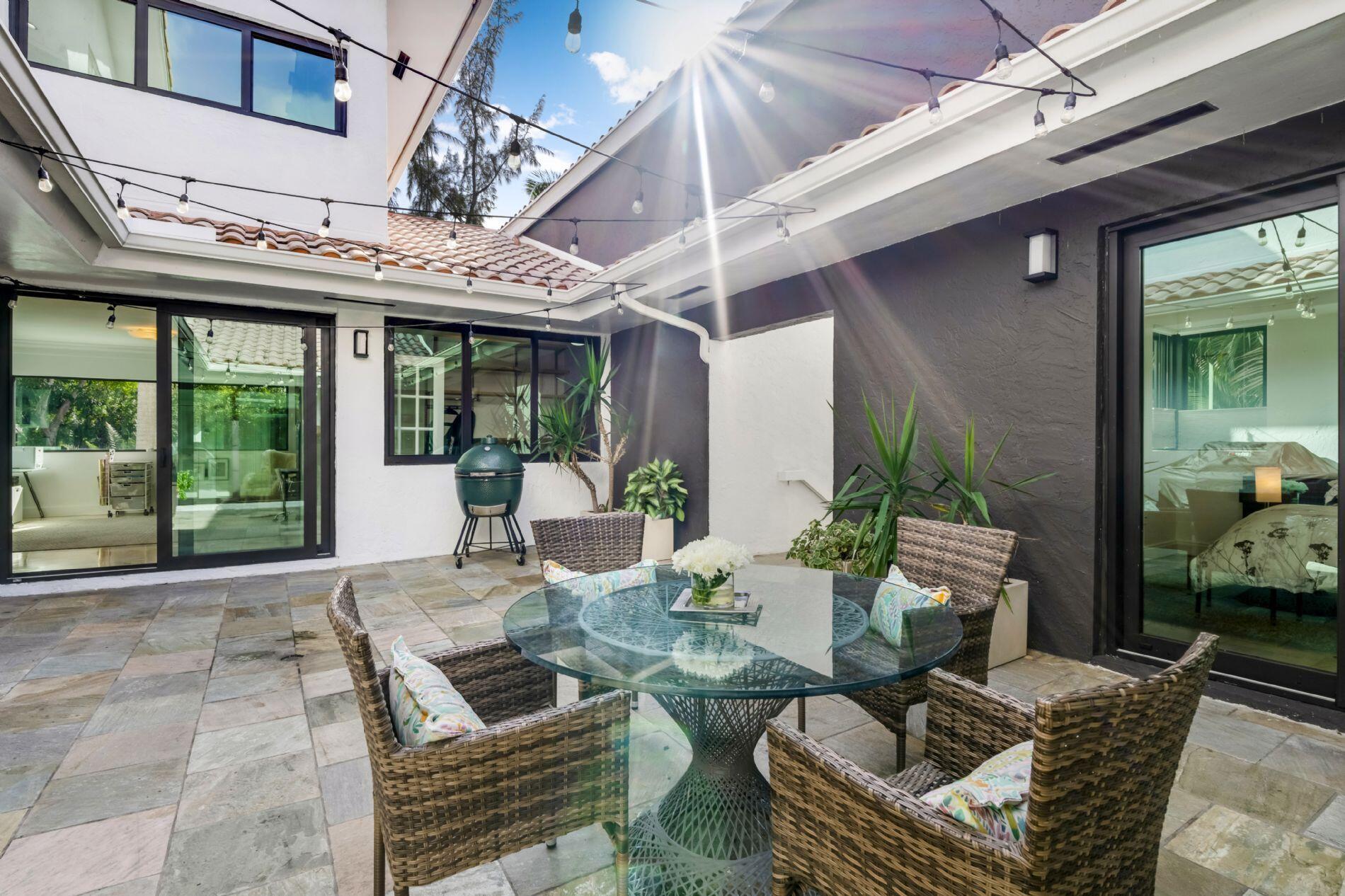 CUTLER BAY ESTS - Residential