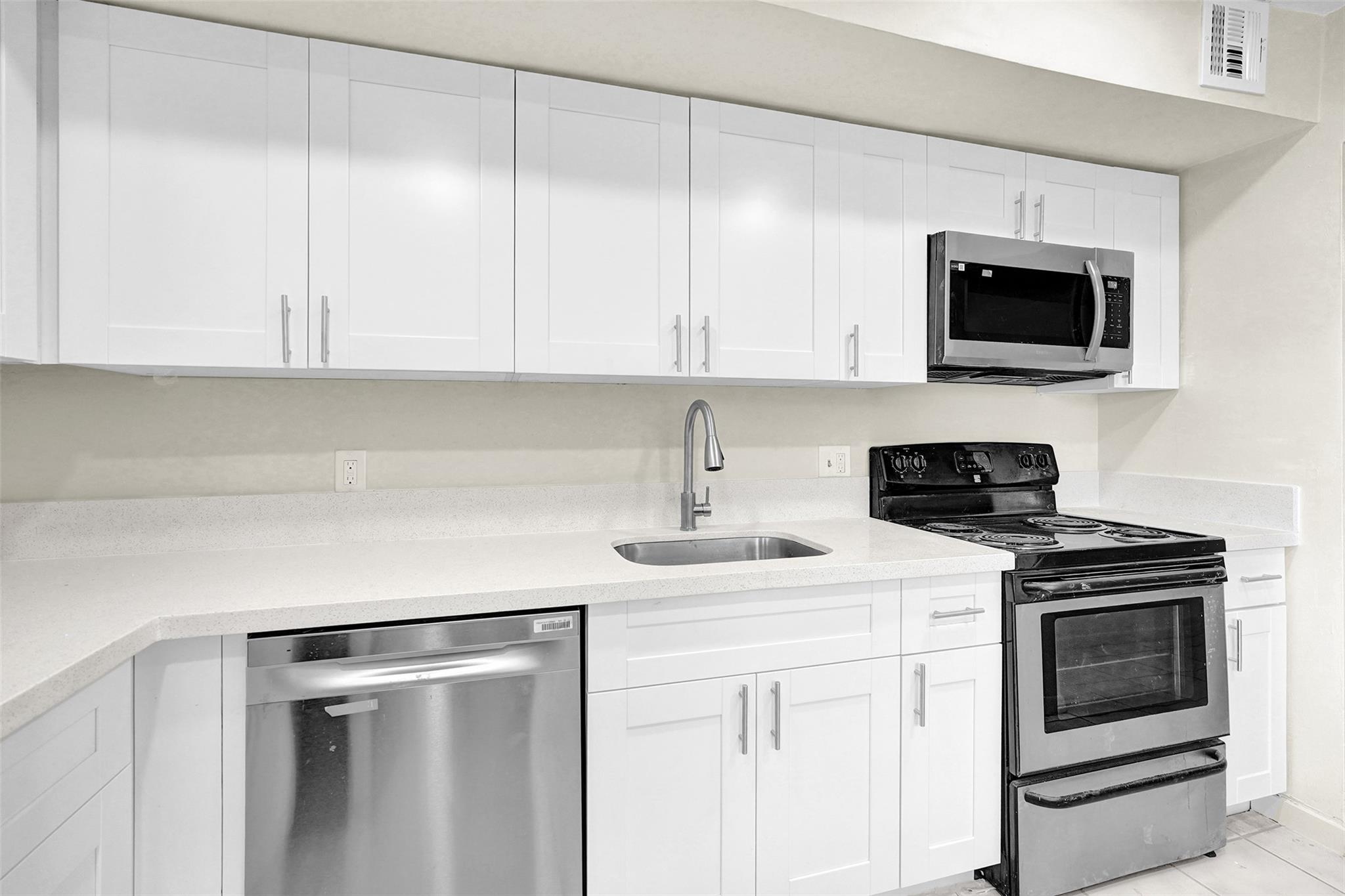 Inverrary Gardens Condo I - Residential Lease