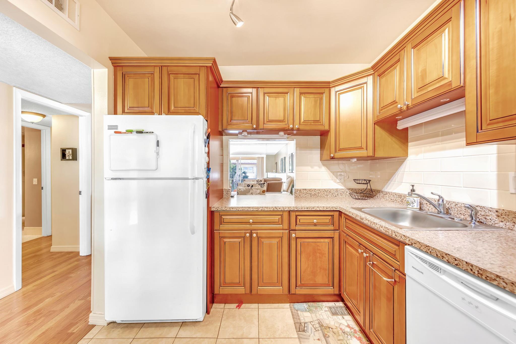 Oriole Gardens Three - Residential