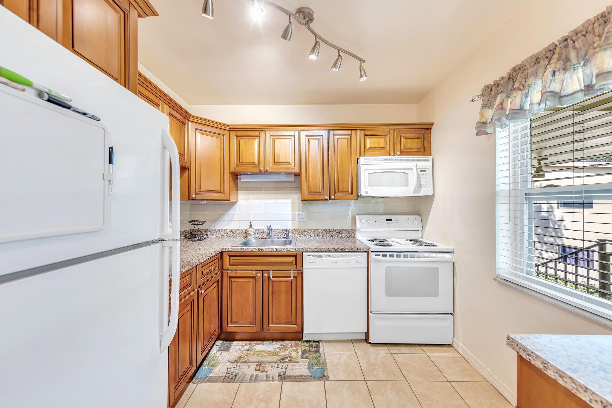 Oriole Gardens Three - Residential