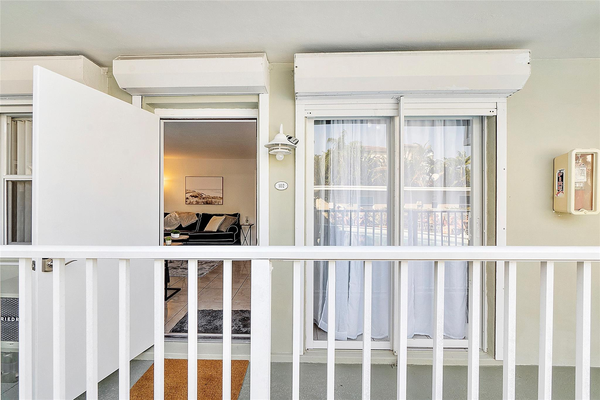 Mid Mari Condo - Residential Lease