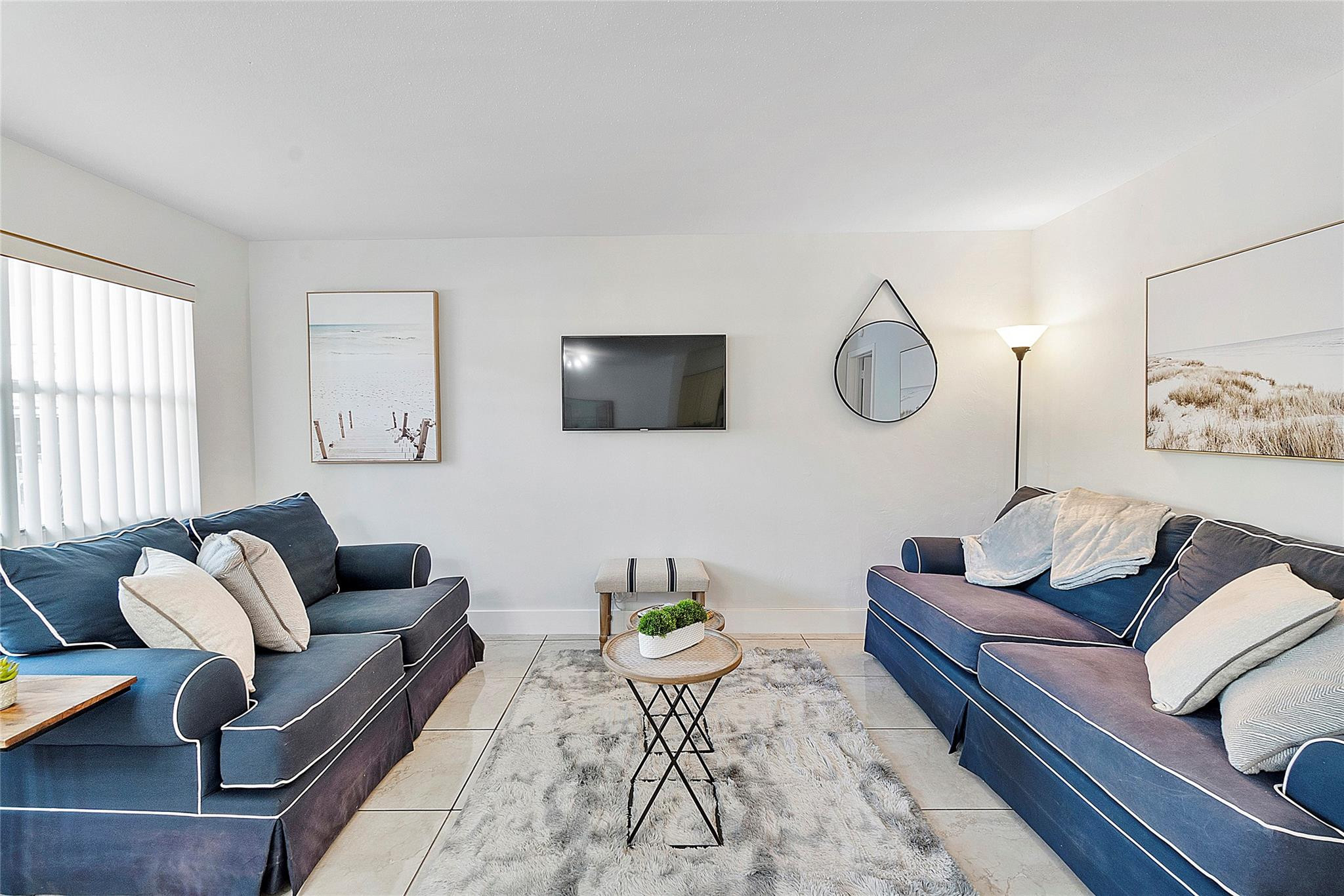 Mid Mari Condo - Residential Lease