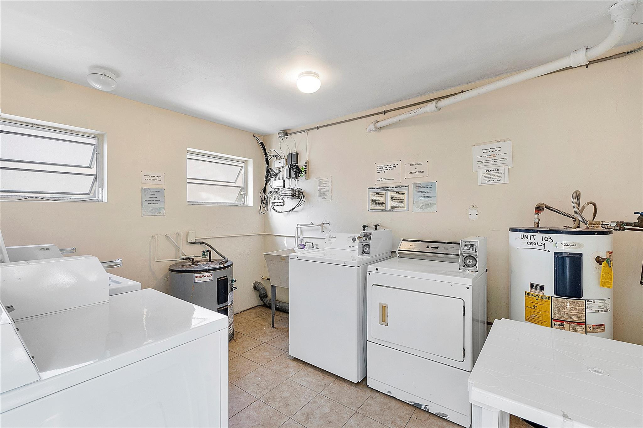 Mid Mari Condo - Residential Lease