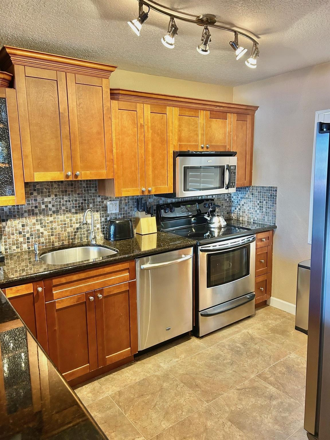 Palm Aire Coral Key - Residential