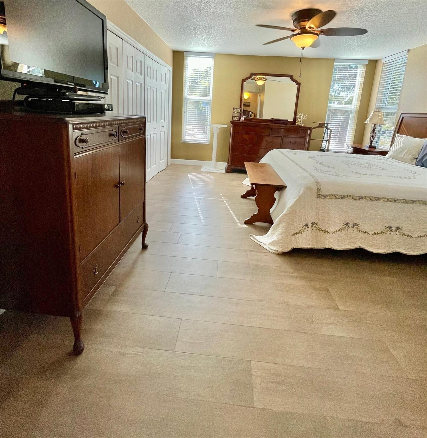 3180 NE 48th Court 215