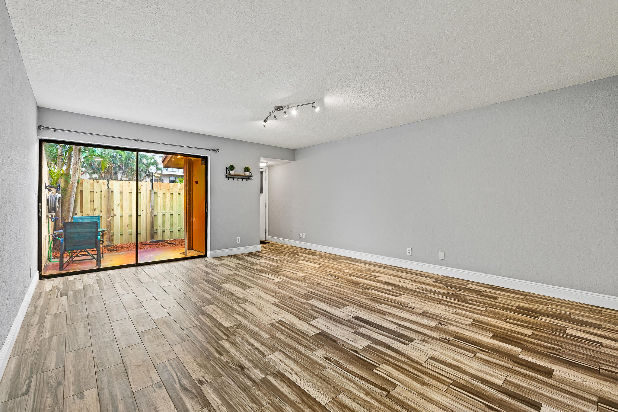 7739 Balboa Street 7739