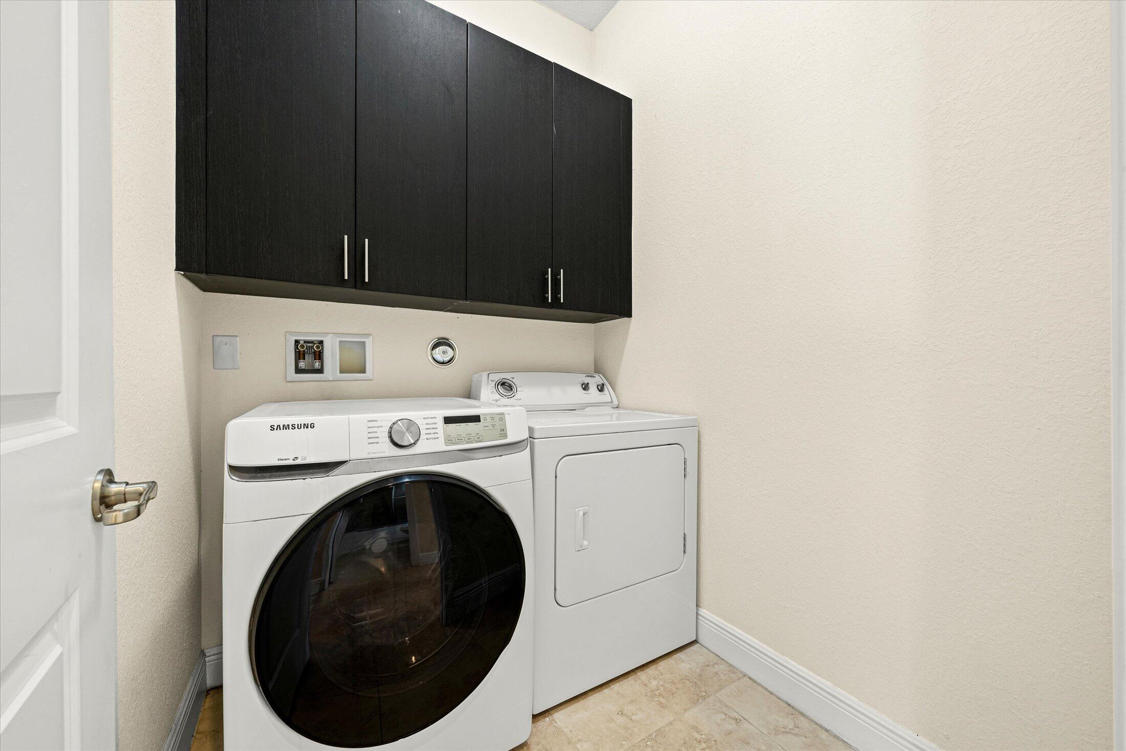 LA PLACIDA VILLAS - Residential