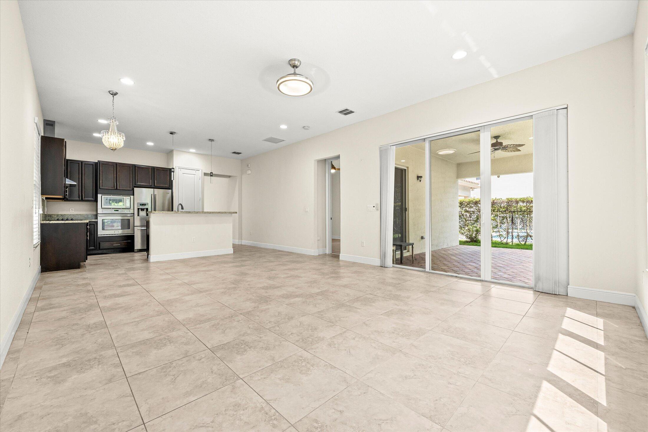 LA PLACIDA VILLAS - Residential