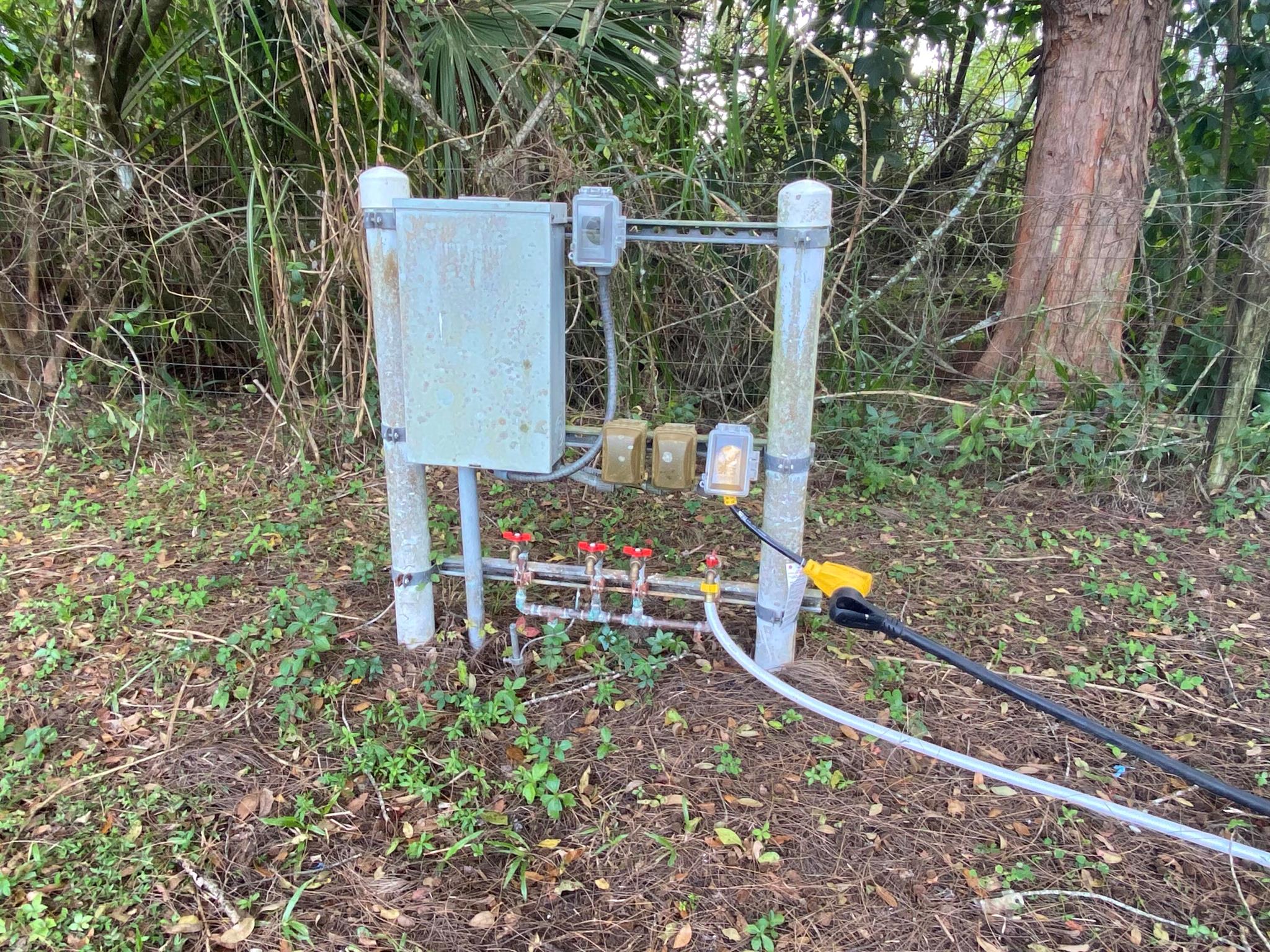 LOXAHATCHEE GROVES - Residential Lease