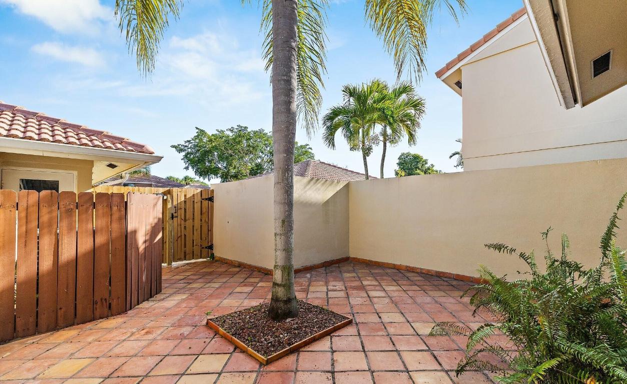 PGA PATIO HOMES - Residential