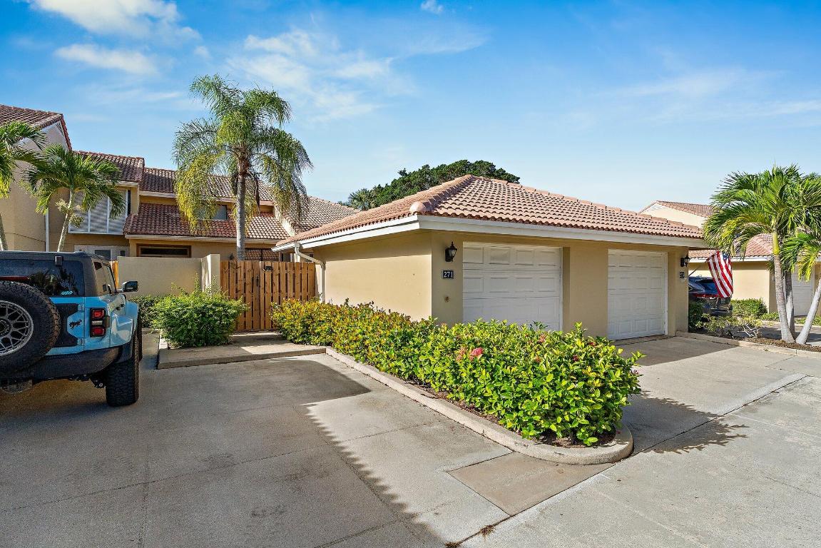 PGA PATIO HOMES - Residential