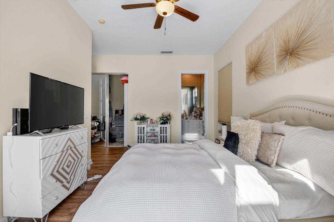 RIVERWALK A1 - Residential