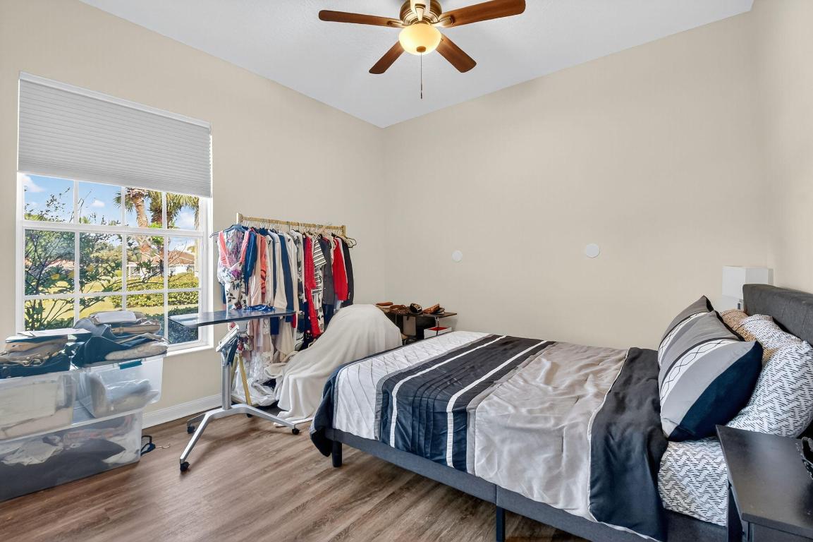 RIVERWALK A1 - Residential