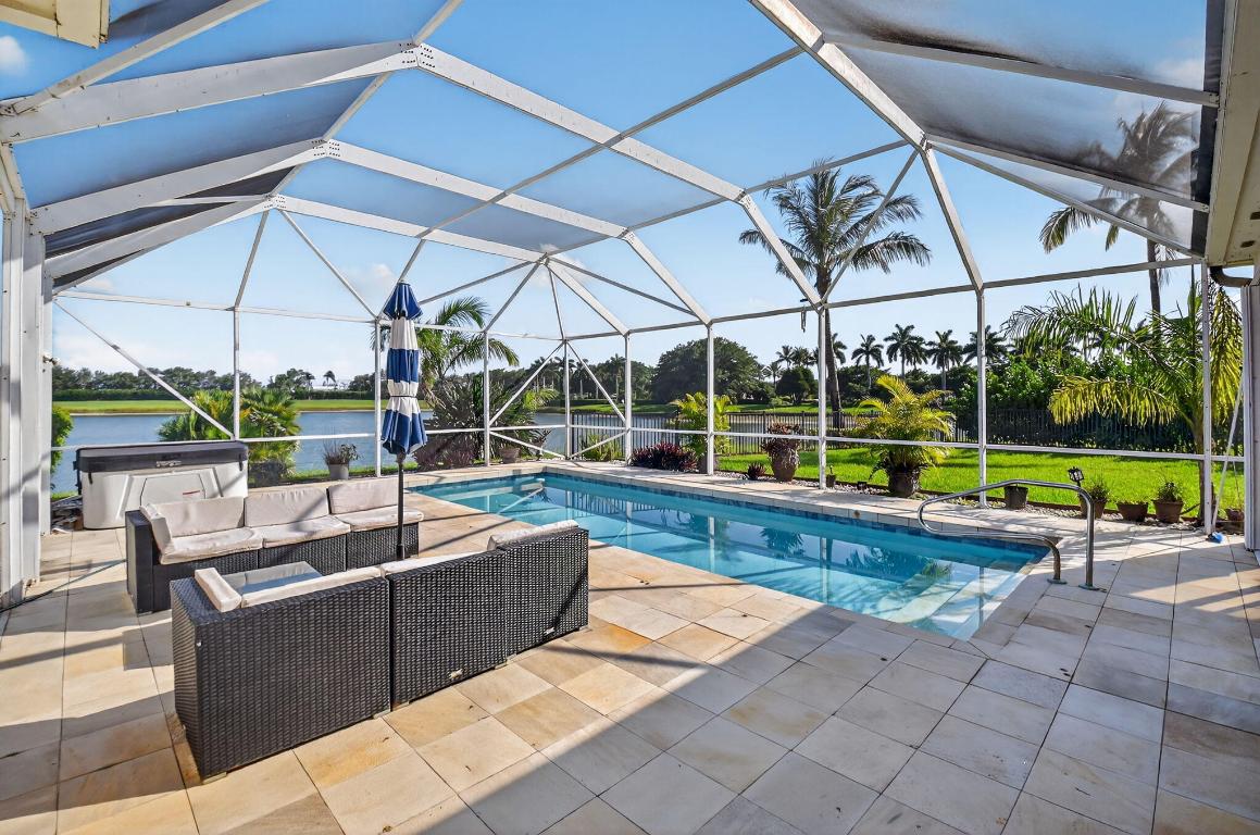 RIVERWALK A1 - Residential